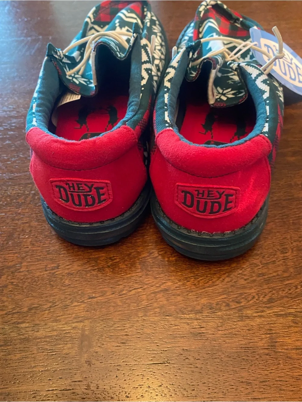 Hey Dude Wally Holiday Christmas slip on Shoes Mens size 9 new. With tags